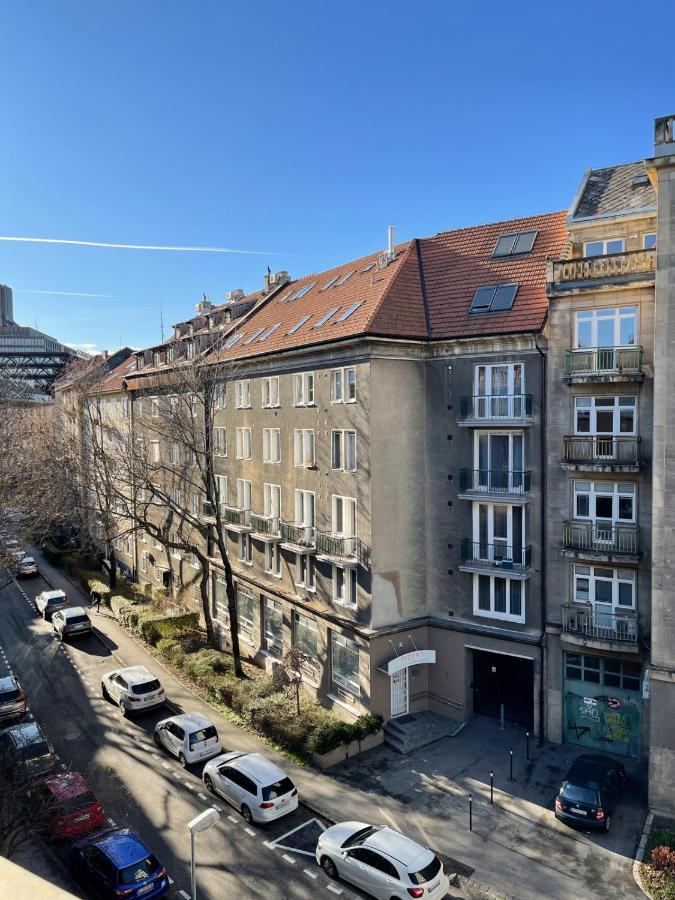 City Center 2 Bedroom A/C Apartment Pressburg Exterior foto